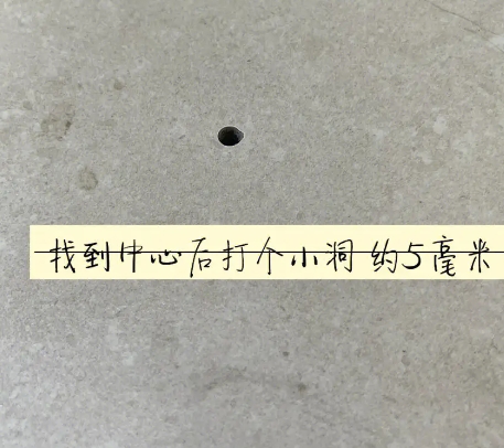 兰州市瓷砖空鼓维修公司专业解答在瓷砖铺贴过程中，如果砂料搅拌不均匀，将会带来以下问题